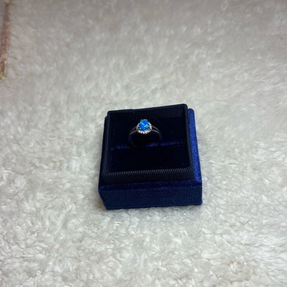 NEW Turquoise Teardrop Ring - Picture 1 of 3